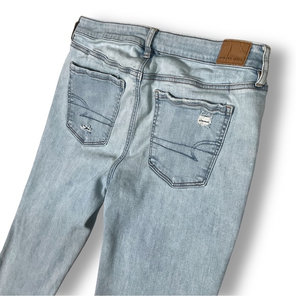 American Eagle Low Rise Flare Jeans Sz 12 Light Wash Casual Blue Boho Hippie - Picture 9 of 13